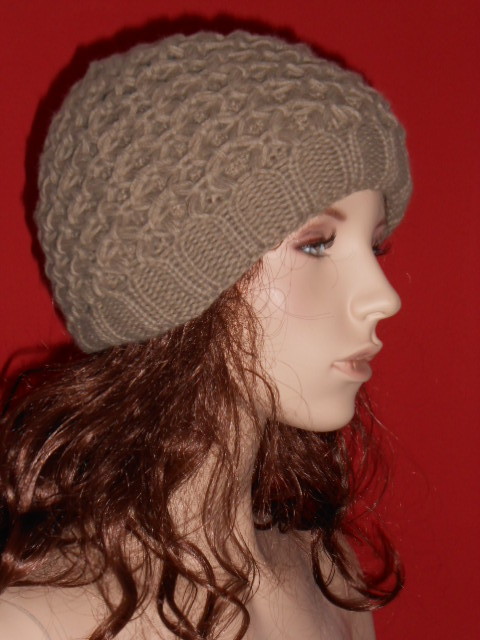 Dámská zimní čepice