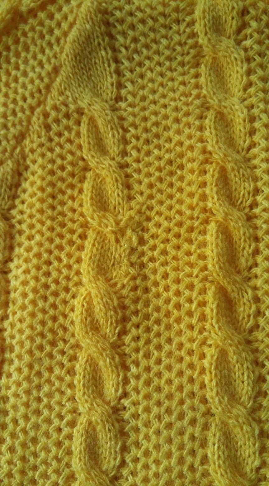 Dámský pletený svetr s rolákem 2. jakost