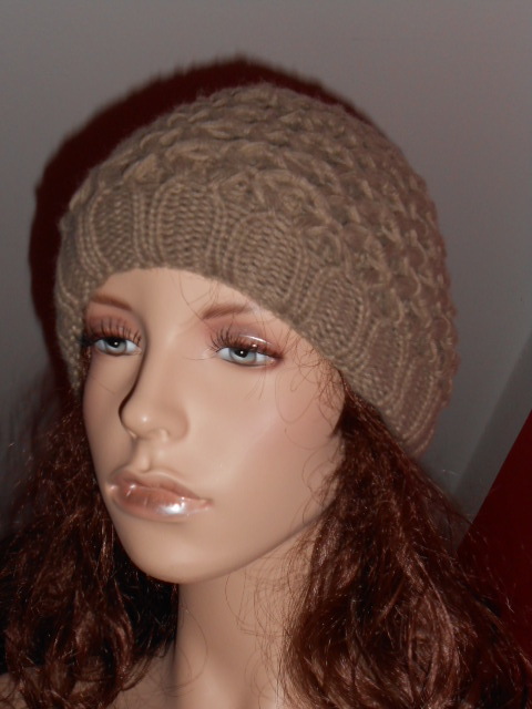 Dámská zimní čepice