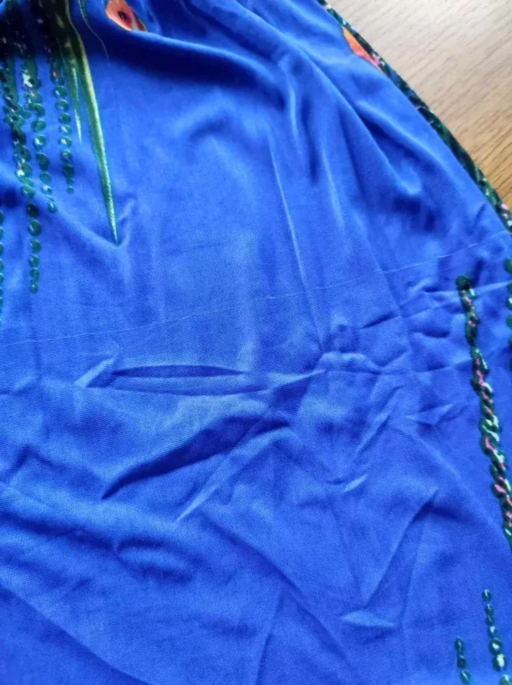 Dámské dlouhé šaty s květy modrá 2. jakost