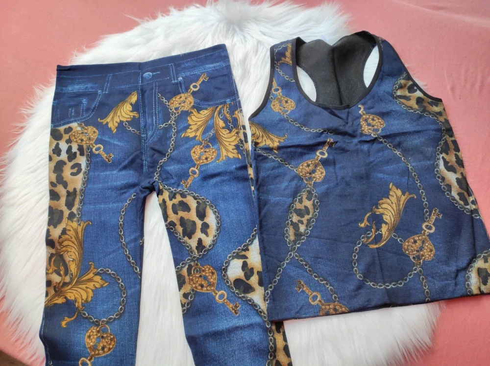 Dámská sportovní souprava se vzorem modrá